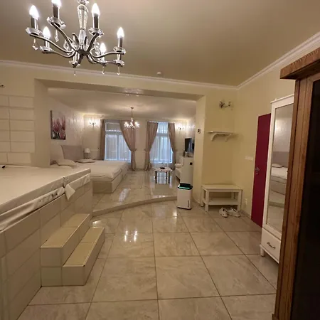 Guest house 4 Dvory 3*