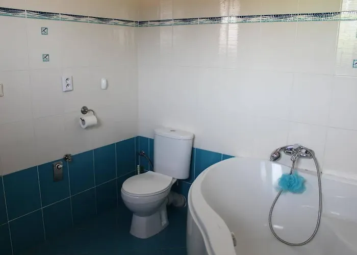 게스트하우스 4 Dvory 3*