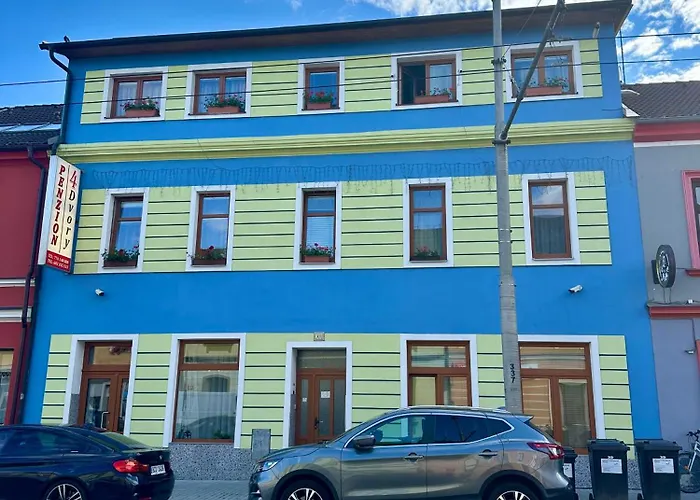 4 Dvory בית הארחה 3*