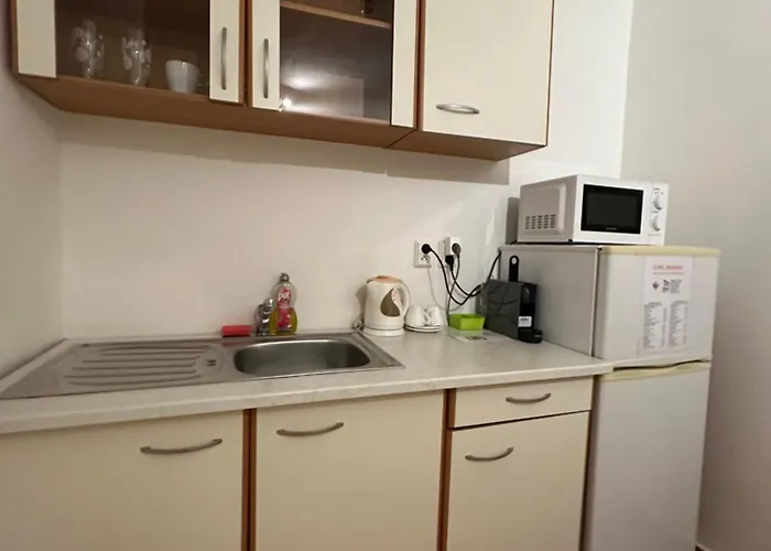 4 Dvory בית הארחה