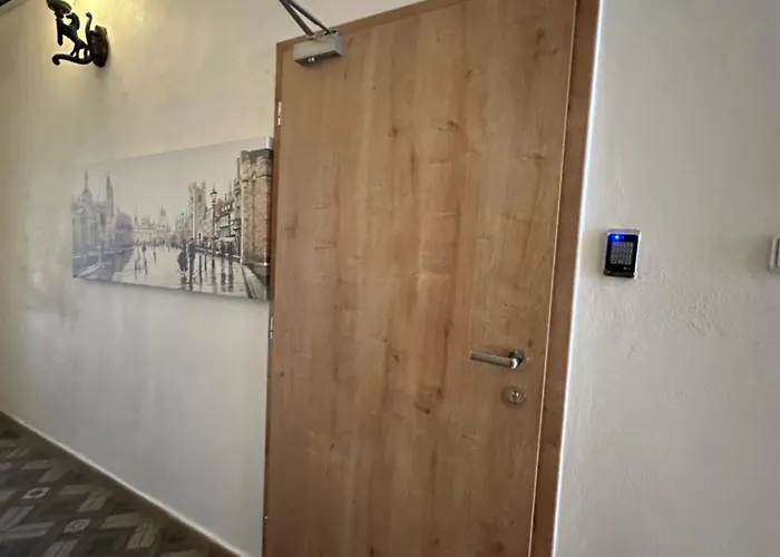 4 Dvory 게스트하우스 3*