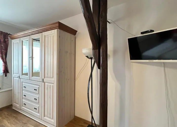 4 Dvory בית הארחה 3*