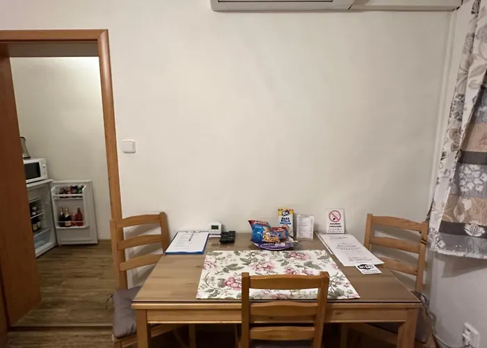 4 Dvory 게스트하우스