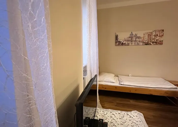 בית הארחה 4 Dvory 3*